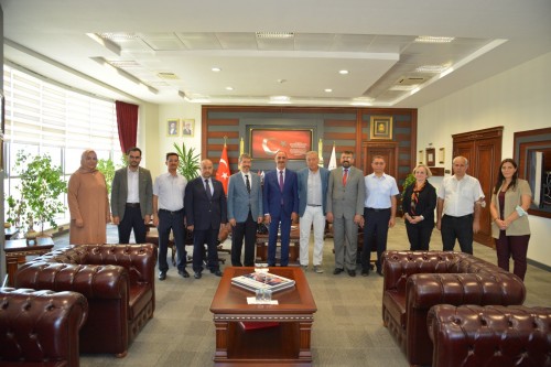 Vakıf Faaliyetlerimiz Kapsamında Kırşehir Ahi Evran Üniversitesi'ne Ziyaret