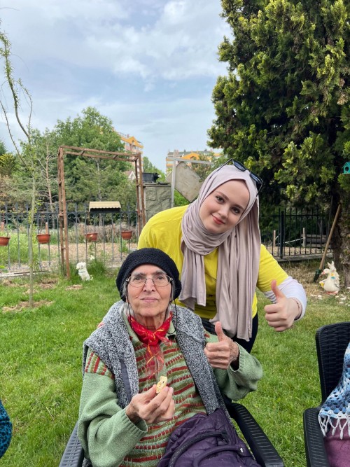 Ankara Medipol Üniversitesi Genç İVEK Öğrenci Topluluğu- Dört Mevsim Yaşam Köşkü Yaşlı Bakım Merkezi