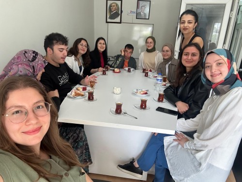 AFSÜ Genç İVEK Öğrenci Topluluğu - Otistik Çocuklar Sosyal Yardımlaşma ve Dayanışma Derneği Ziyareti